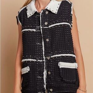POL Black and White Textured Vest
